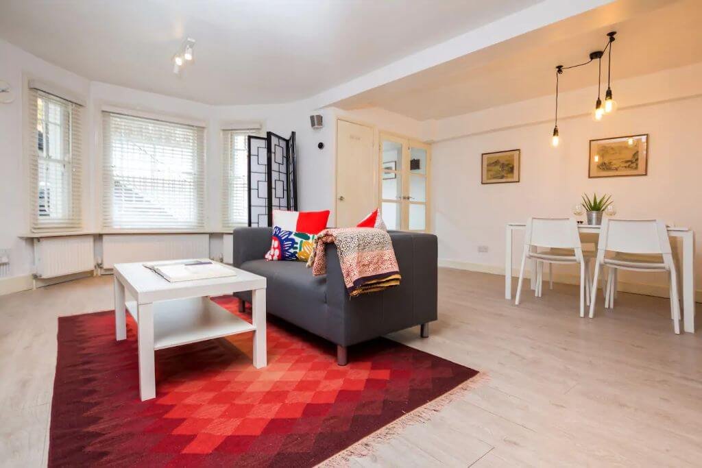 London Inglewood Modern 1BDR Apt